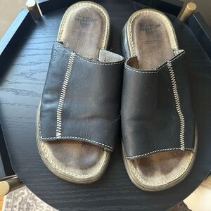 Dr Martens size 5 Vintage Brown Air Wair Slide Sandals